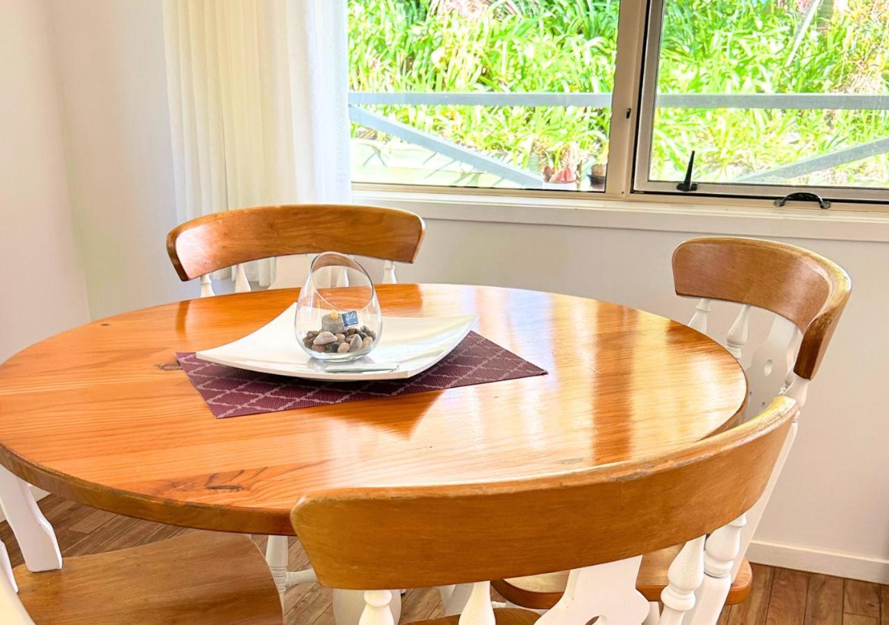 בורנט פיין Poinciana Cottages מראה חיצוני תמונה