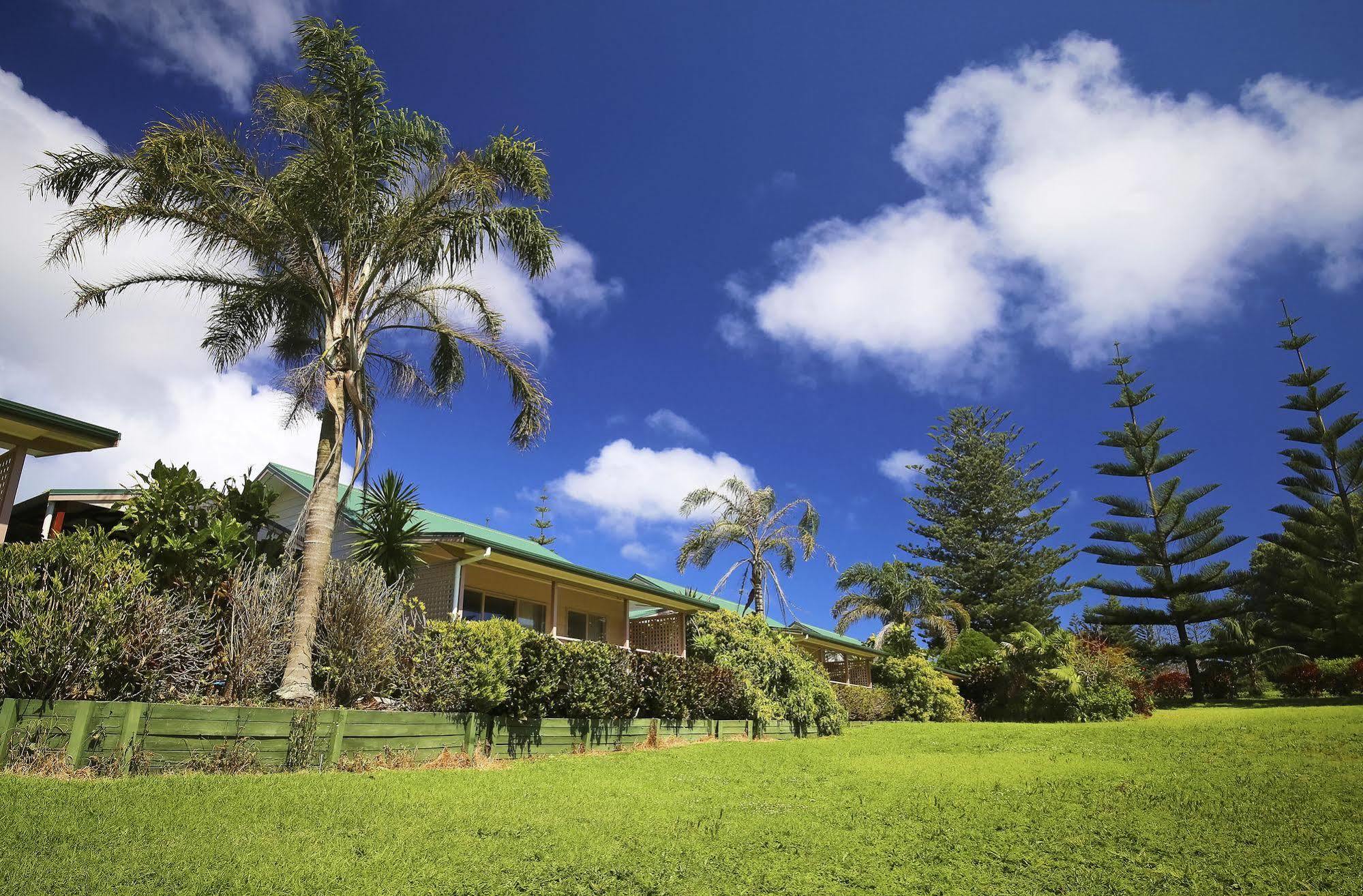 בורנט פיין Poinciana Cottages מראה חיצוני תמונה